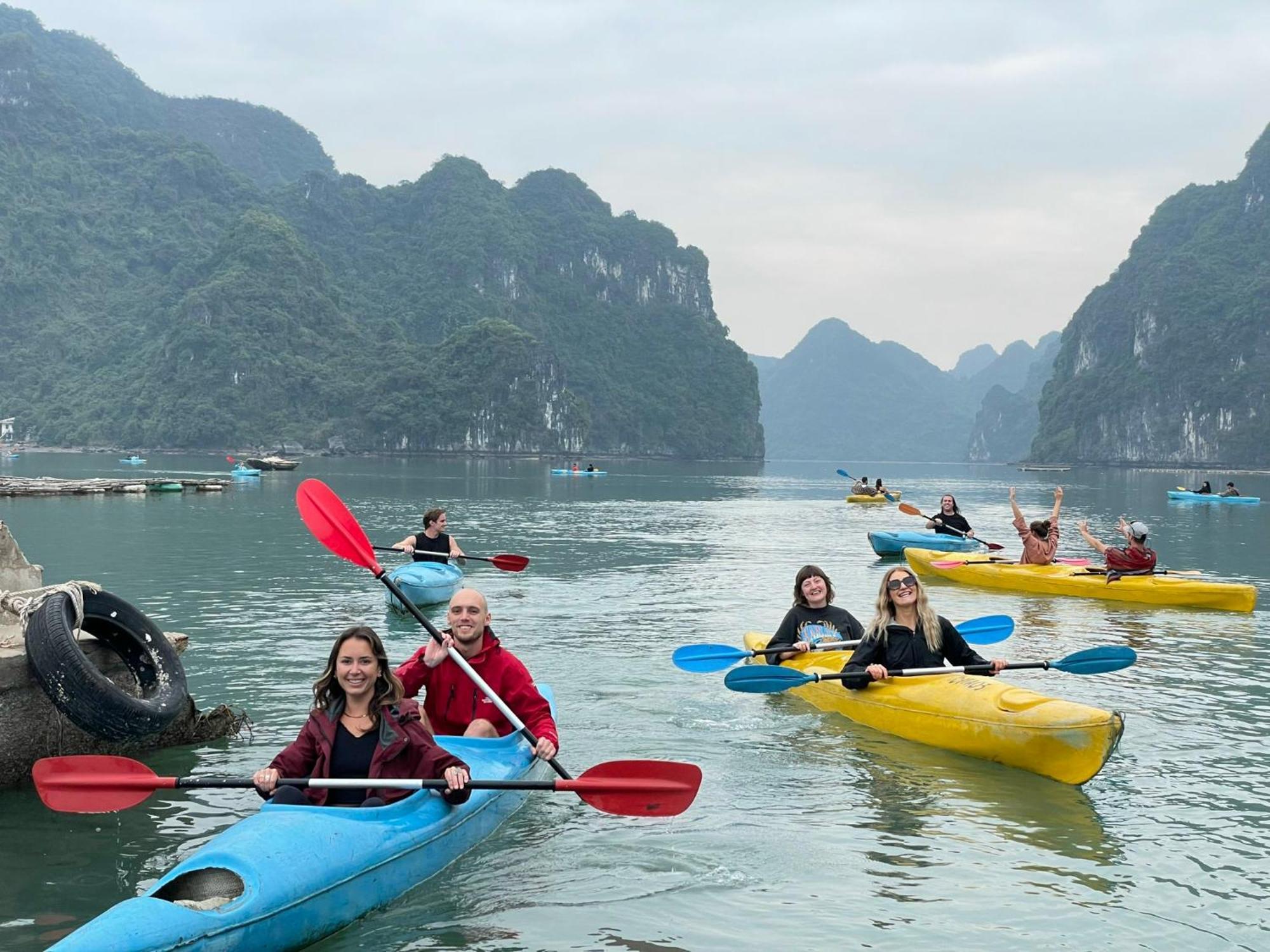 Halong Sapphire Cruises Hotell Ha Long Exteriör bild
