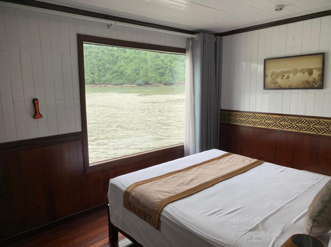 Halong Sapphire Cruises Hotell Ha Long Exteriör bild